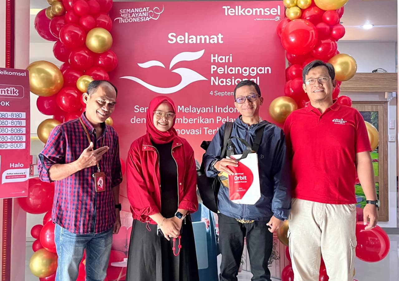 program spesial telkomsel untuk hari pelanggan nasional