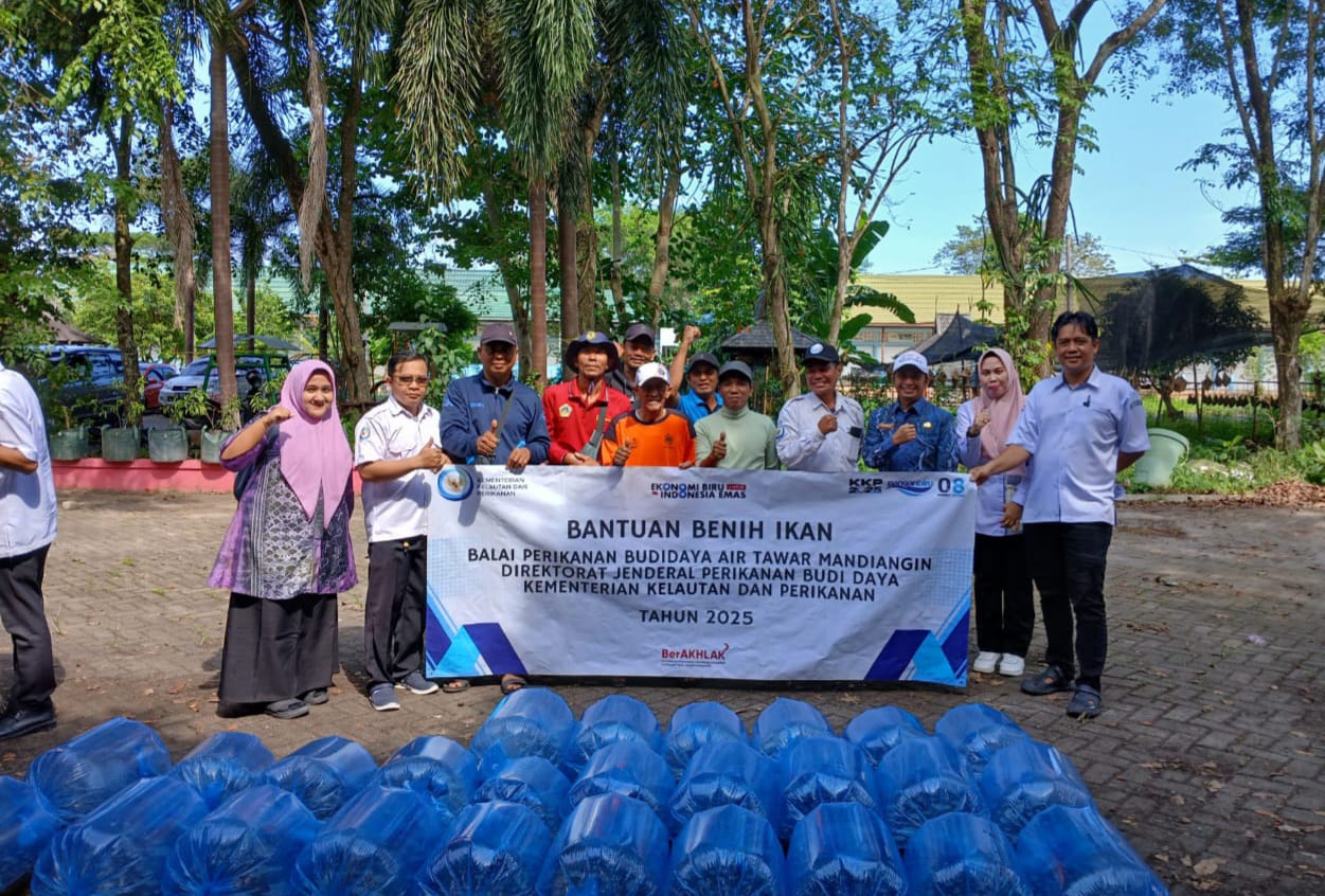 Pemkot Banjarmasin giatkan budidaya ikan air tawar seiring makin menurunnya populasi ikan di sungai-sungai.
