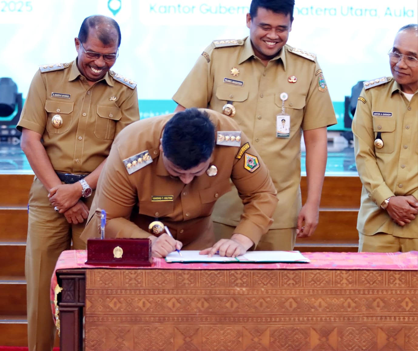 Geopark Kaldera Toba kembali mendapat green card dari Unesco