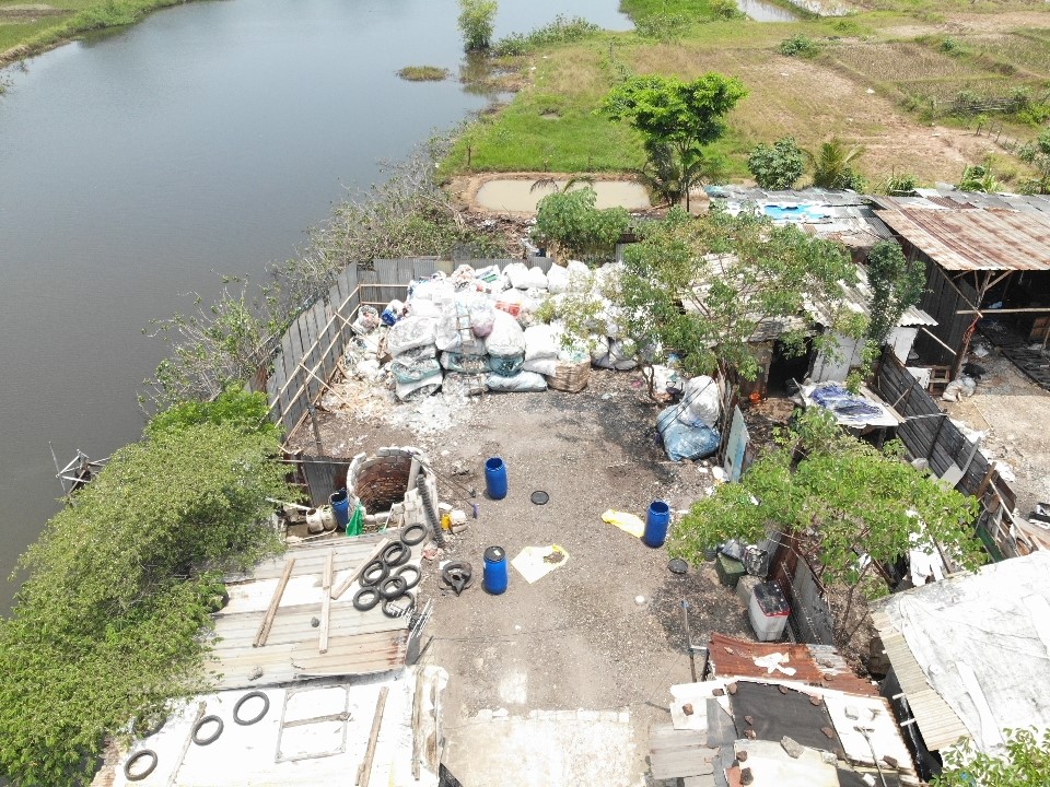 20 Drum dan 17 Jumbo Bag Material Radioaktif Diamankan