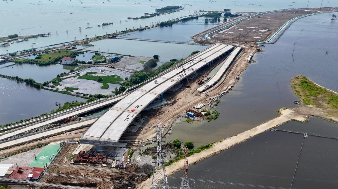 Banjir Rob Terjang Pantura, Pemerintah Siapkan Tanggul 535 Km