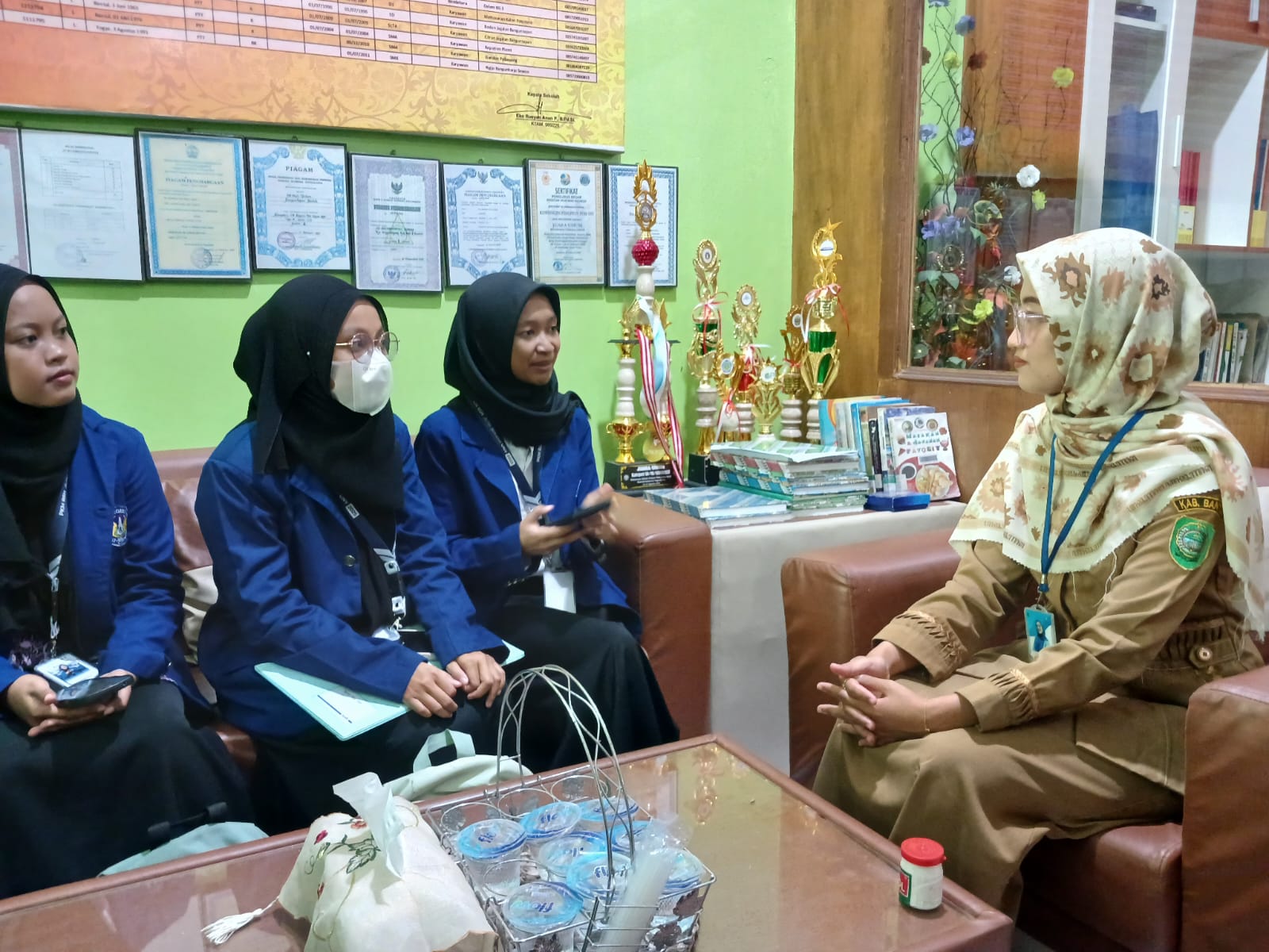 Mahasiswa UNY Angkat Falsafah Jawa Tutur, Uwur, Sembur