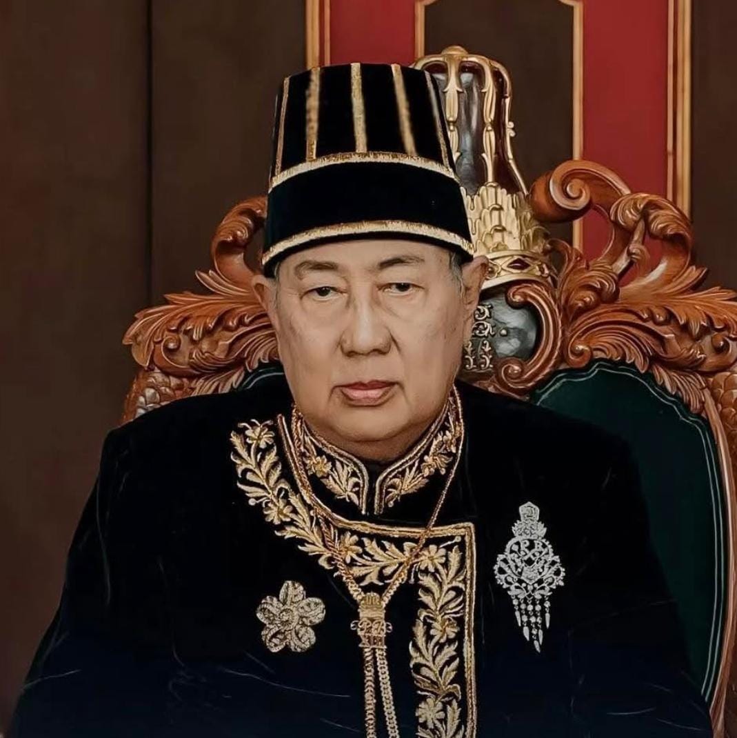 Raja Keraton Surakarta Paku Buwono XIII Wafat