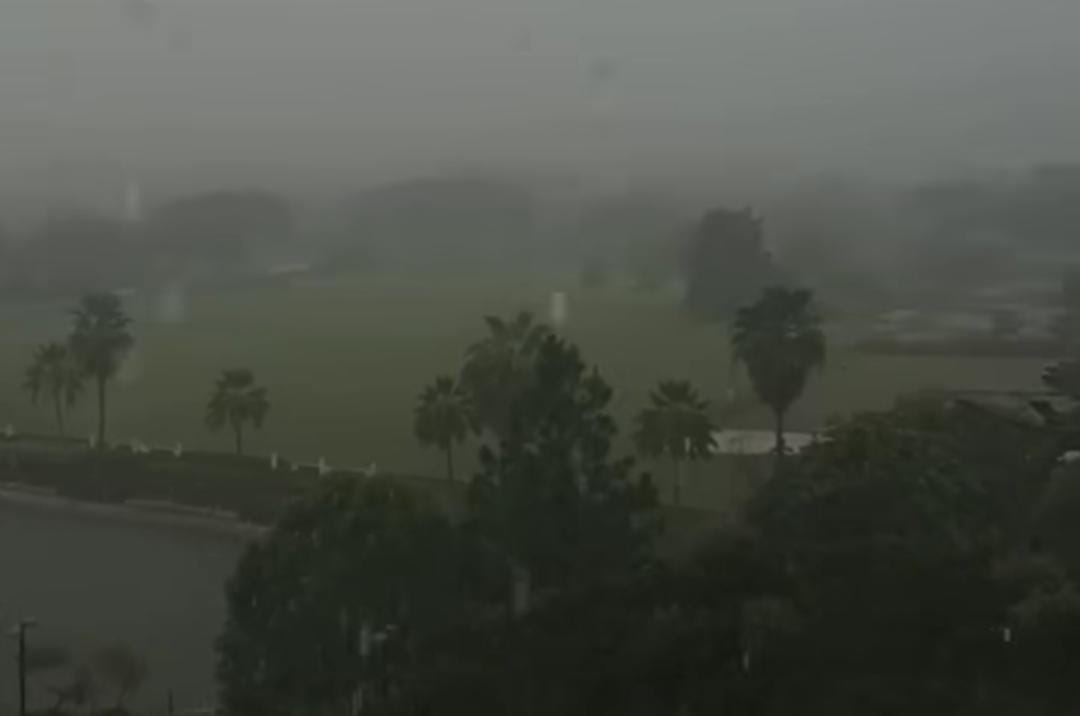 Masyarakat Diimbau Waspadai Cuaca Panas, Petir dan Banjir Hari ini