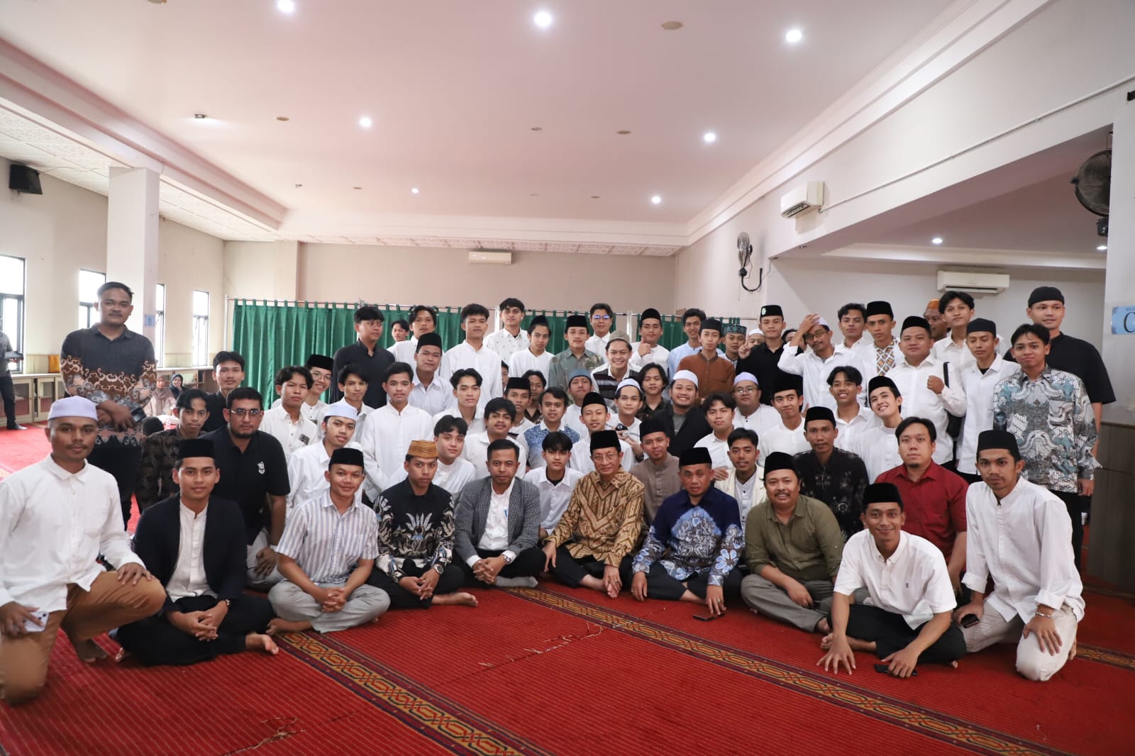 Menag Imbau Akhir Tahun Diisi Refleksi, Bukan Hura-hura