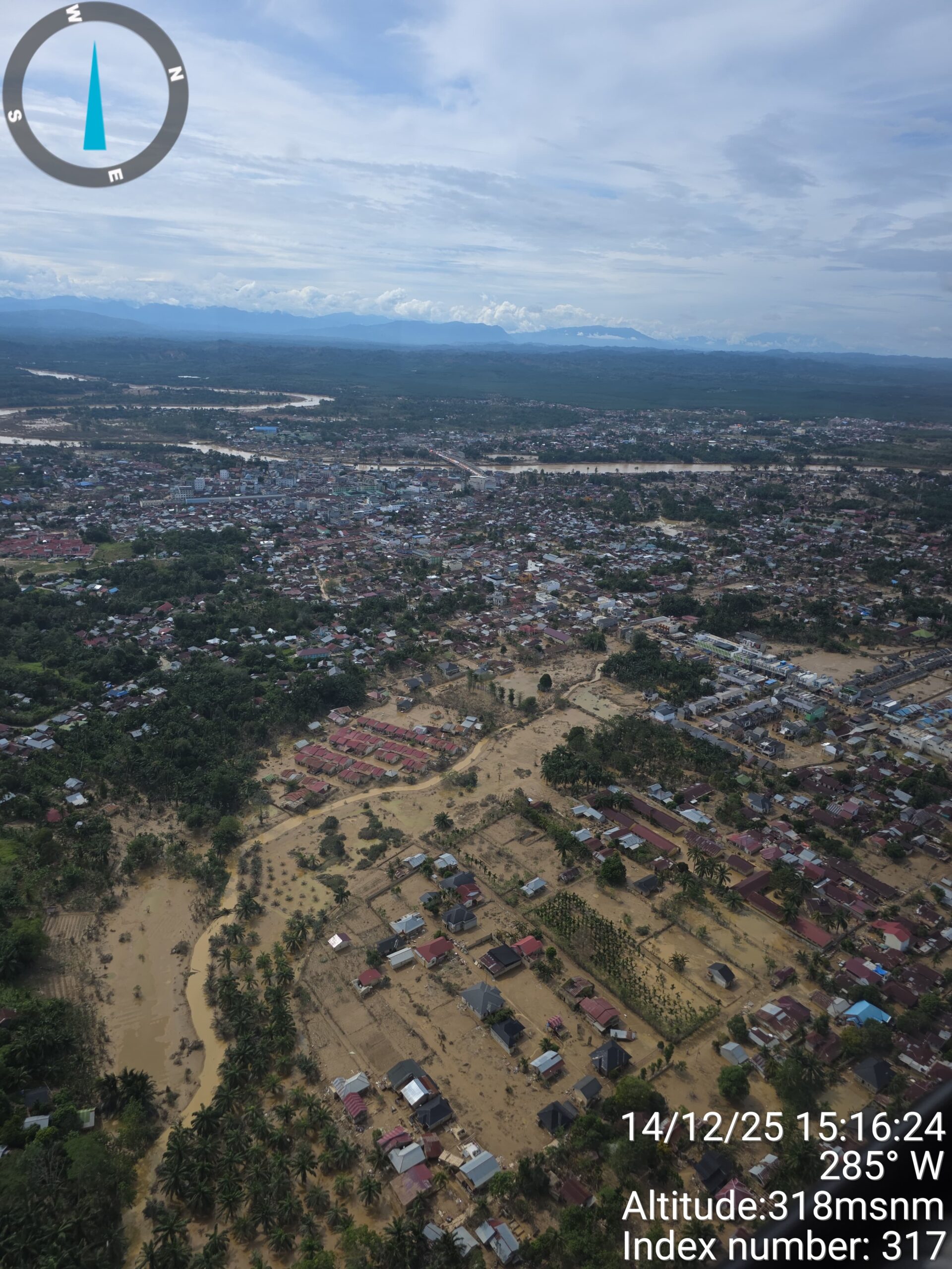 Menteri LH: Kerusakan Bentang Alam Sumatra Sudah Parah