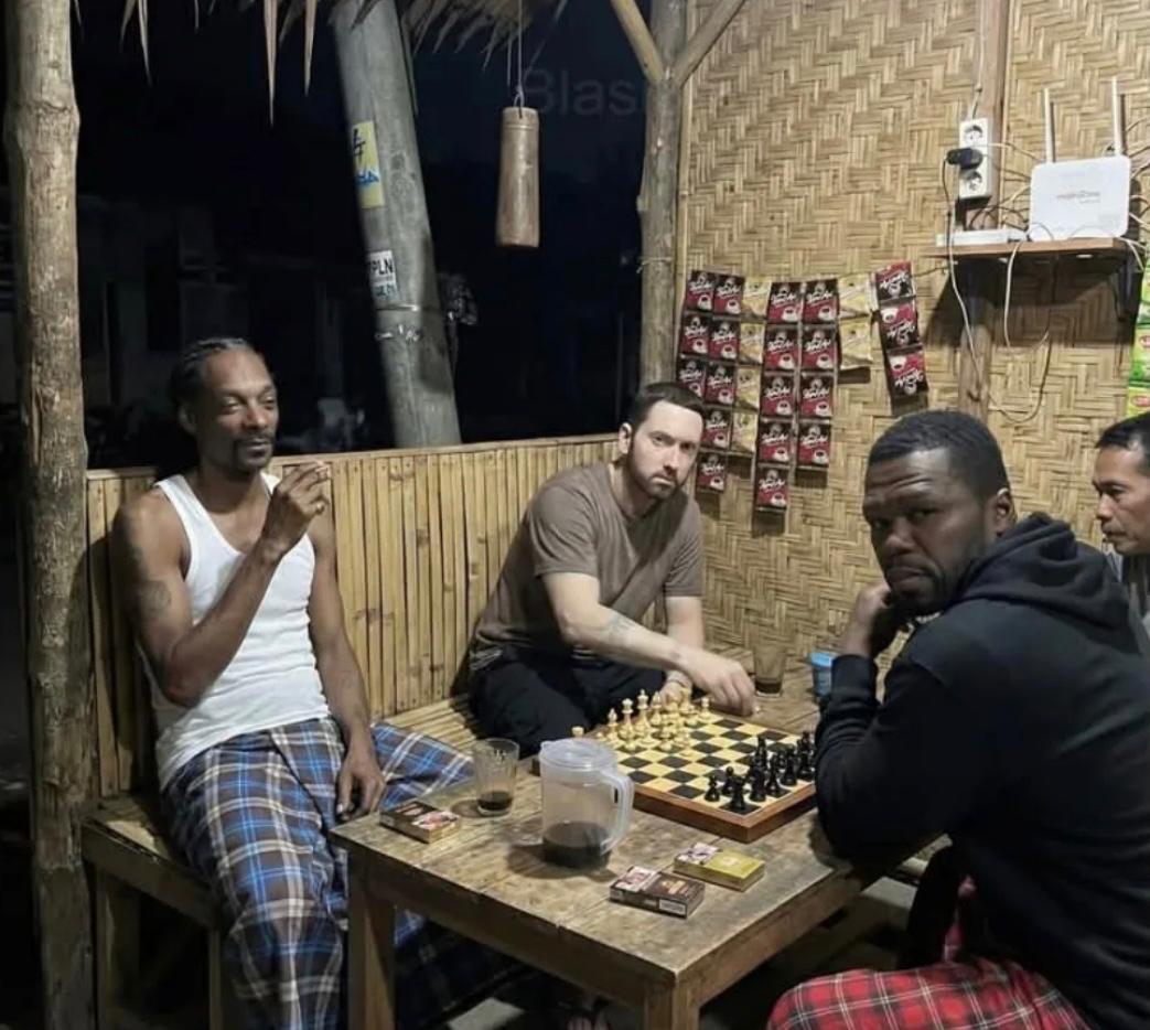 Gaya Warlok Indonesia, Unggahan Snoop Dogg Viral