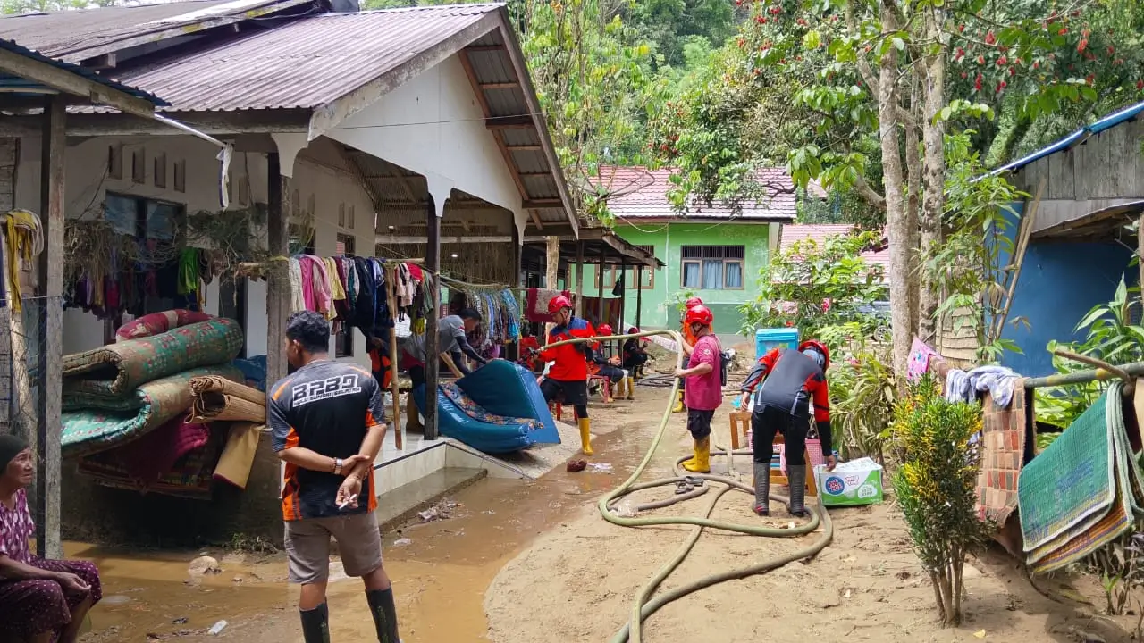 Banjir Balangan dan Hulu Sungai Selatan Mulai Surut