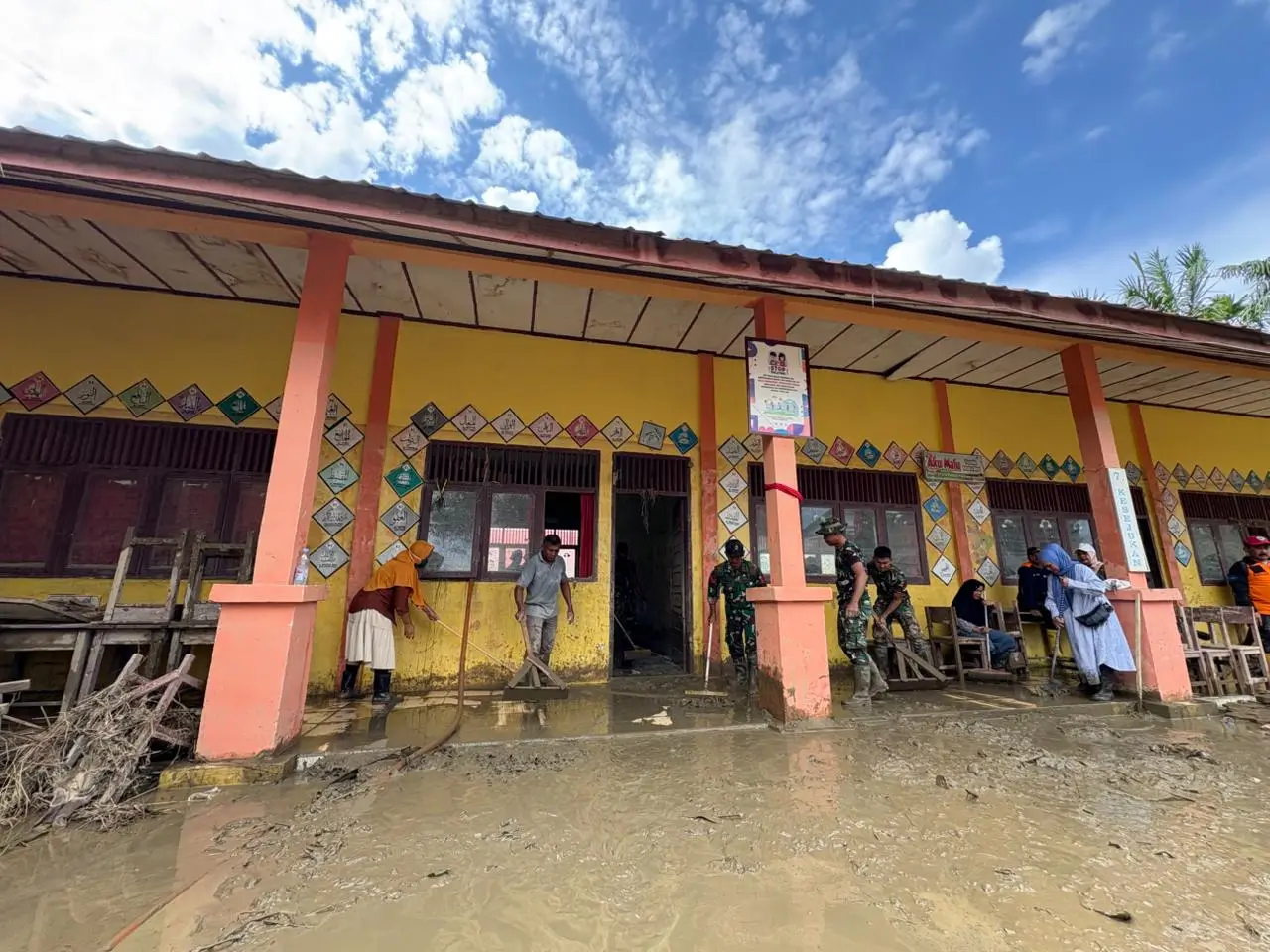 Akses Jalan dan Sekolah di Aceh Utara Mulai Pulih