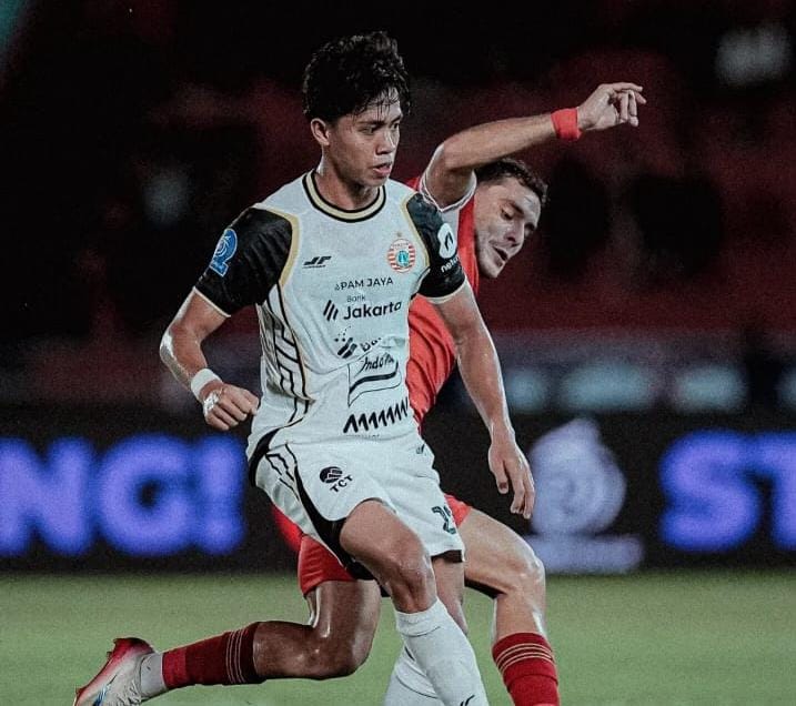 Tersandung di Padang, Persija Tertahan di Posisi Ketiga