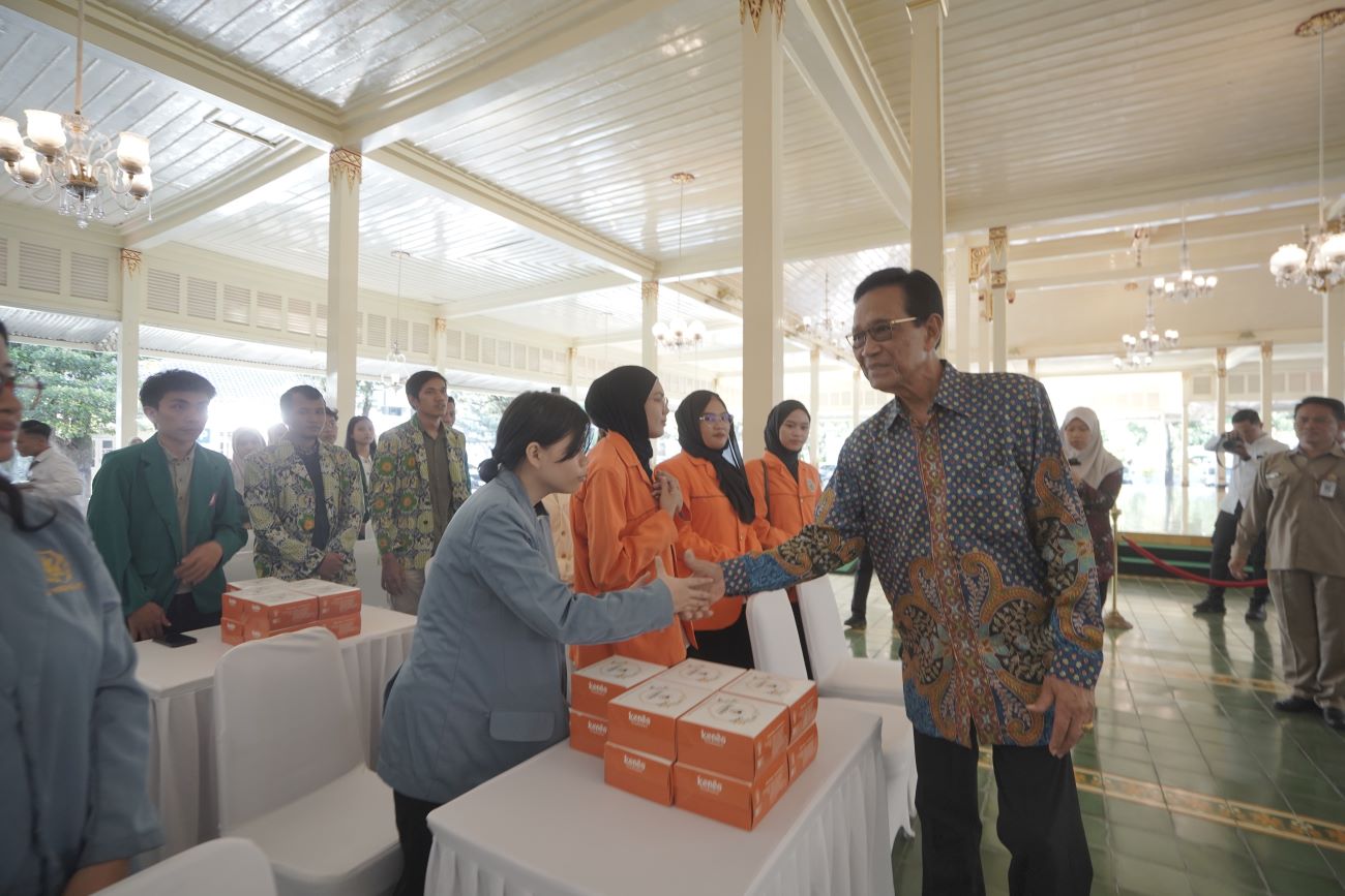 DIY Salurkan Bantuan untuk Mahasiswa Terdampak Bencana