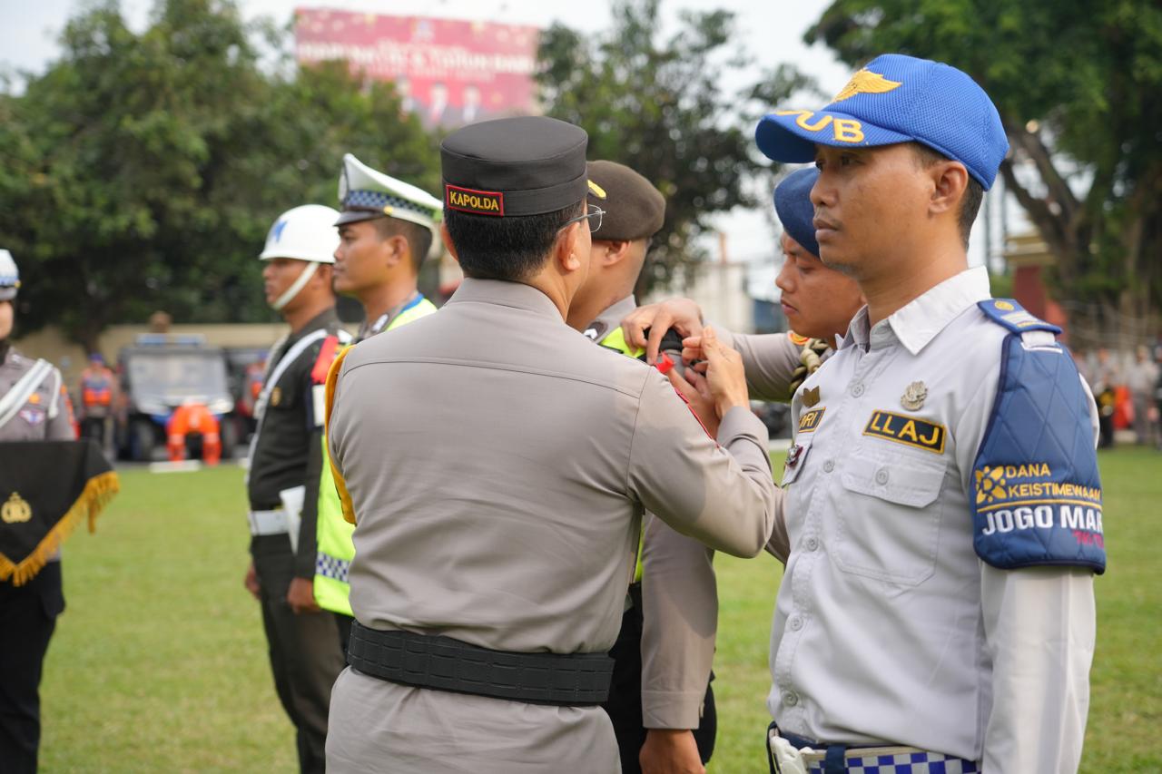 UNTUK mengamankan libur Natal dan Tahun Baru, Polda Daerah Istimewa Yogyakarta menggelar Operasi Lilin Progo 2025.