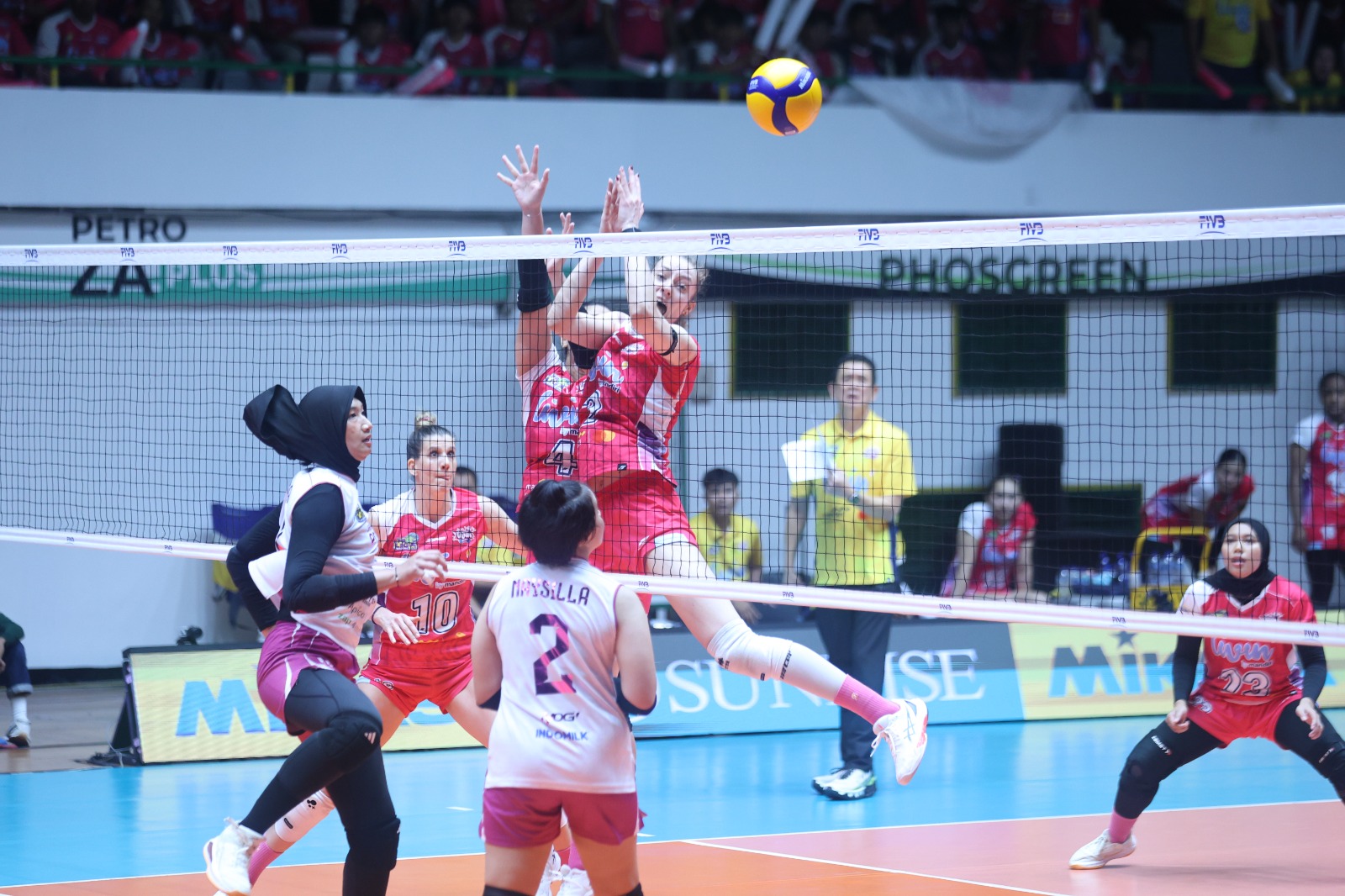 Lumat Livin Mandiri, Popsivo Jaga Asa ke Final Four