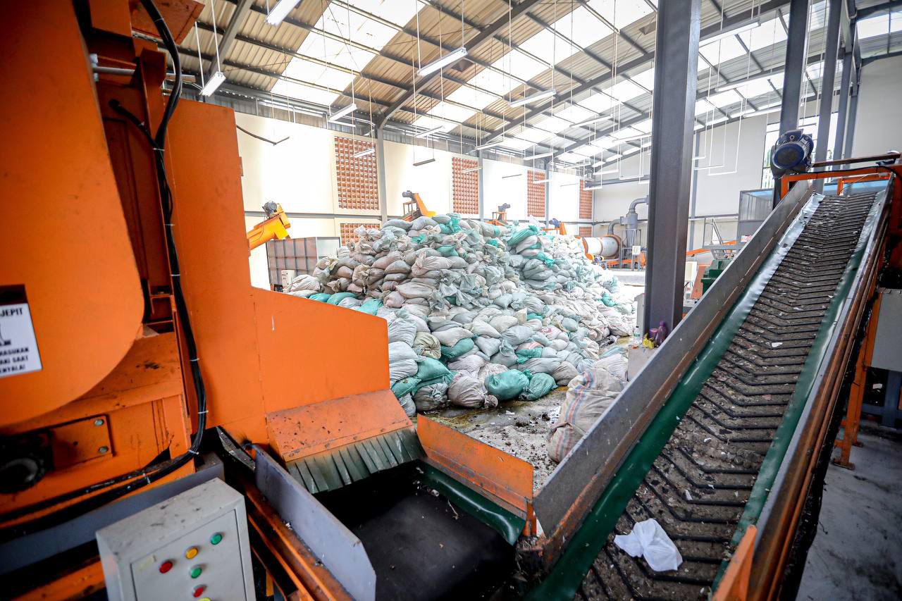 Pemkot Bandung Waspadai Penumpukan Sampah Awal 2026