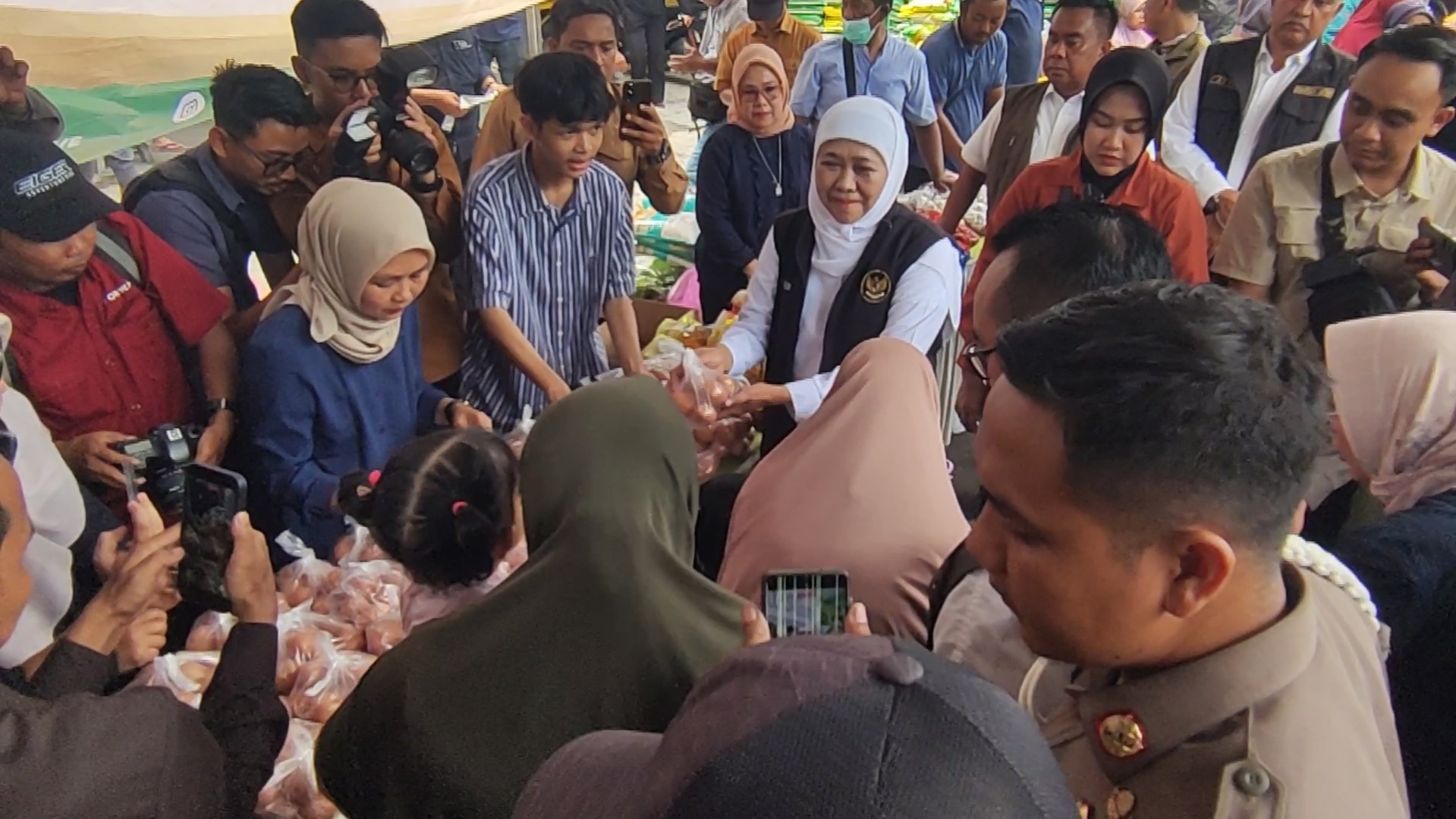 110 titik telah disiapkan untuk pasar murah Ramadan di seluruh Jawa Timur