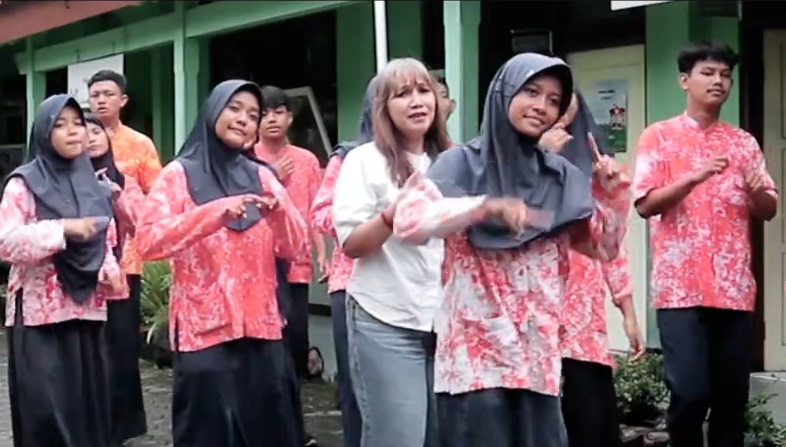 Dosen UNY Buktikan Anak Tunarungu pun Bisa Bermusik