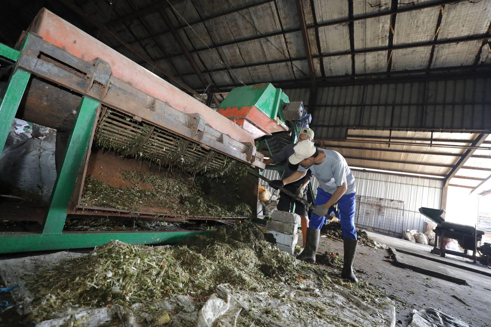 DLH Jawa Barat Tegaskan Insinerator Belum Dilarang