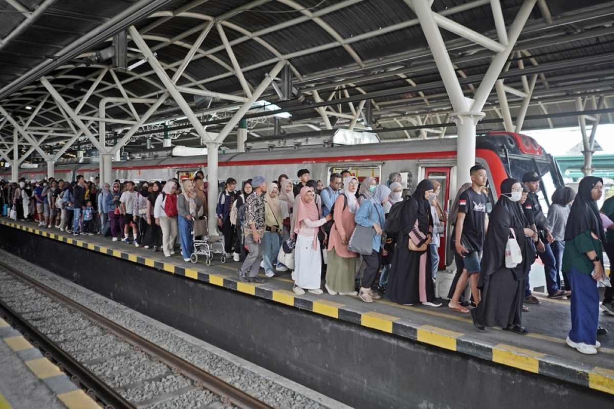 Commuter Line Dukung Mobilitas Aglomerasi Jawa Tengah