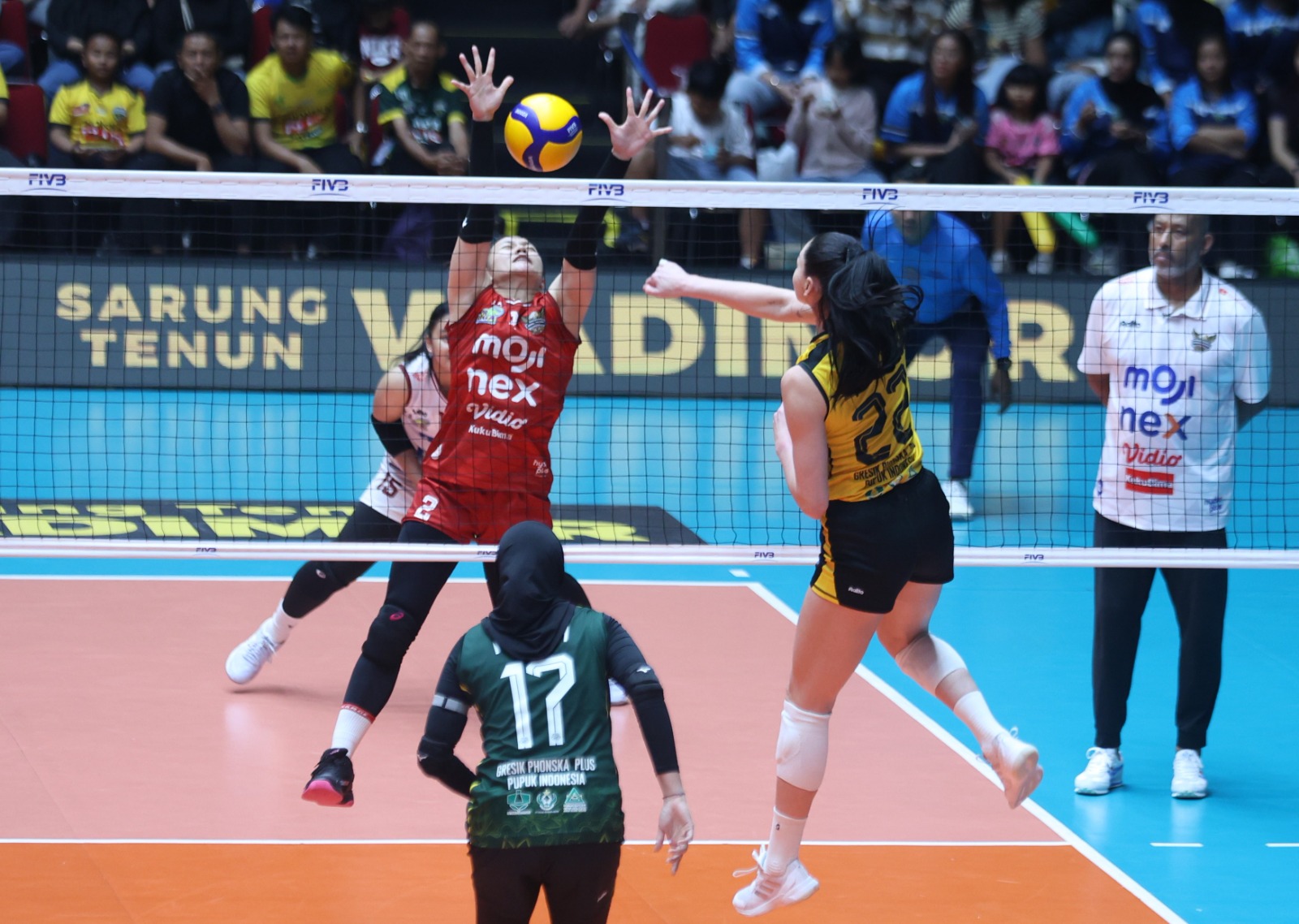 Gresik Phonska Sukses Sapu Bersih Dua Laga Kandang