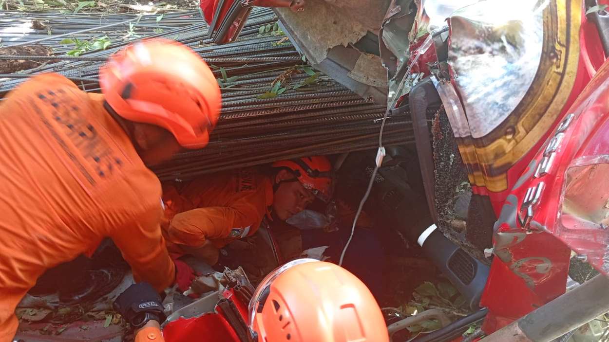 Kantor SAR Yogyakarta Bantu Korban Terjepit Bodi Truk