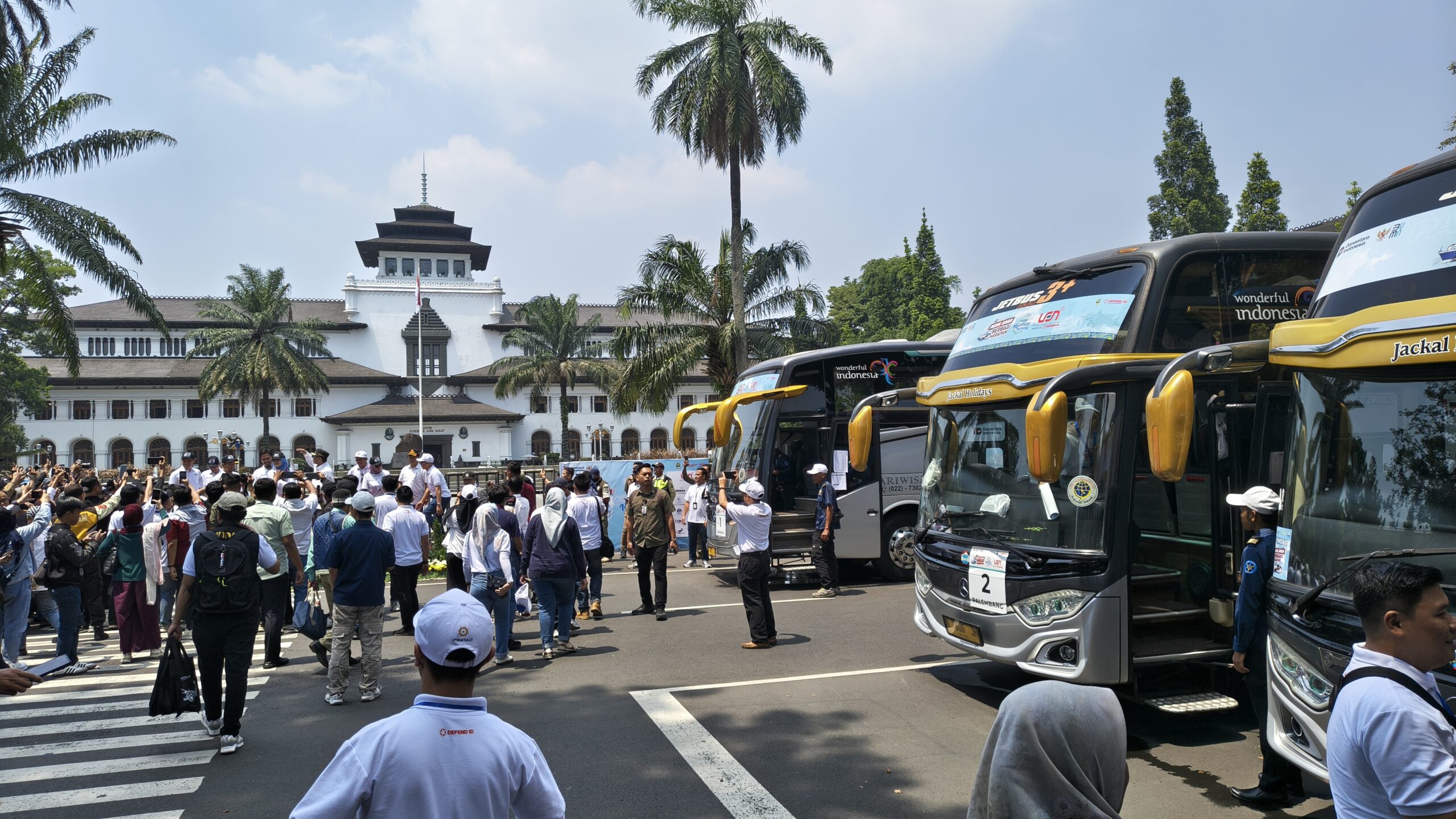 Holding BUMN Industri Pertahanan Lepas 900 Pemudik
