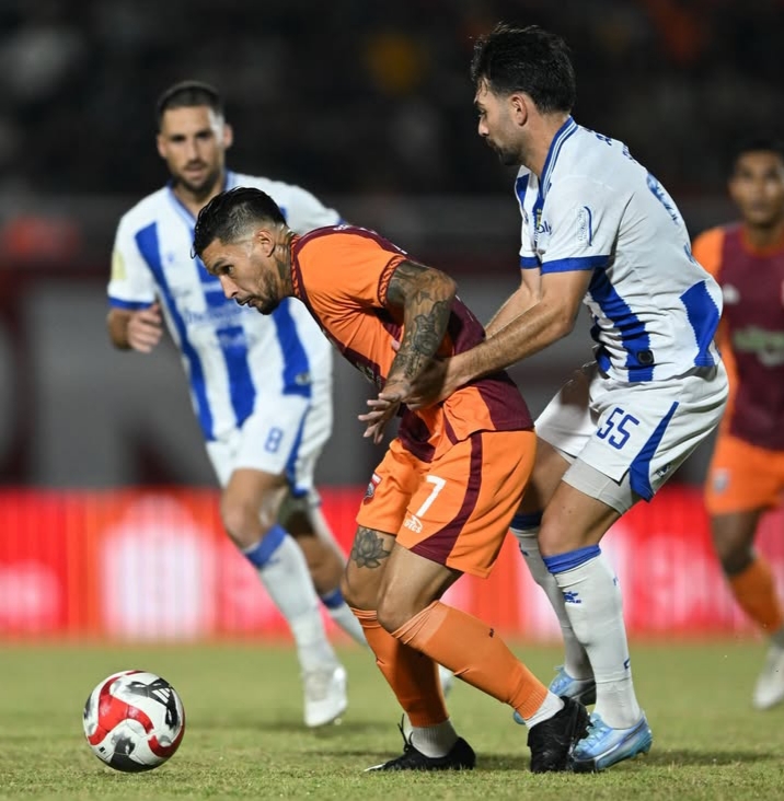 Borneo Redam Persib, Dewa United Tahan Persija