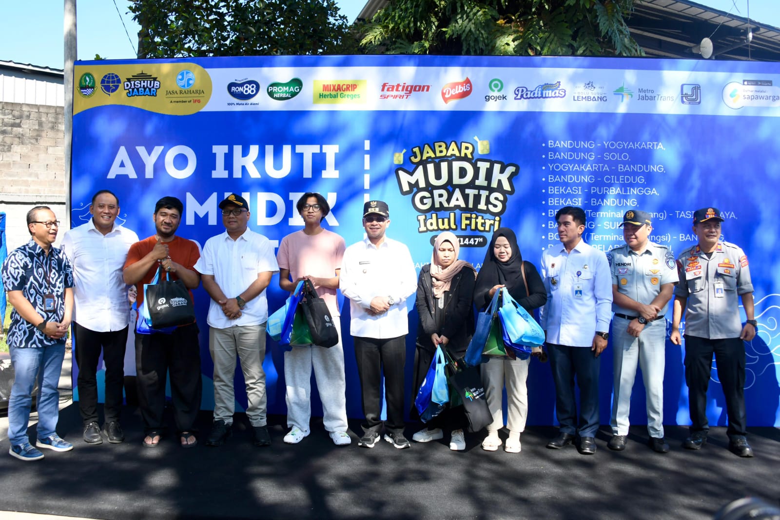Wagub Jabar Lepas 3.000 Peserta Mudik Gratis 2026