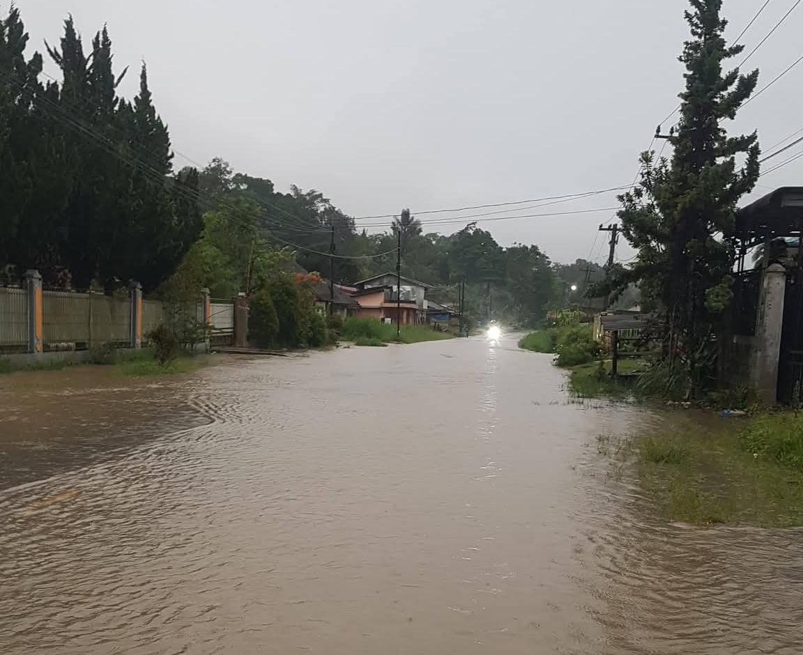Curah Hujan Tinggi, Sejumlah Jalan Lintas Sumatera Tergenang Air