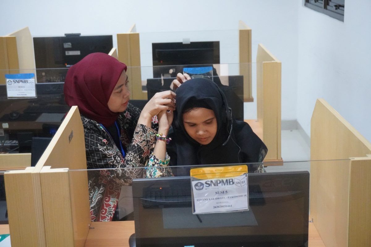 UNY Fasilitasi Peserta Disabilitas Ikuti UTBK