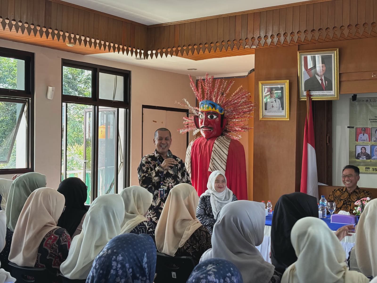 Akademisi Dukung  Komdigi Batasi Medsos pada Anak