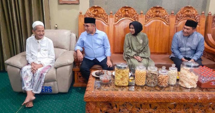 Ketua MPR Ahmad Muzani Didampingi Wabup Mimik Sowan ke Gus Ali Masyhuri