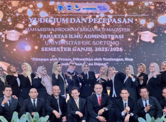 Mimik Idayana Raih Gelar Sarjana Lewat Program RPL Unitomo