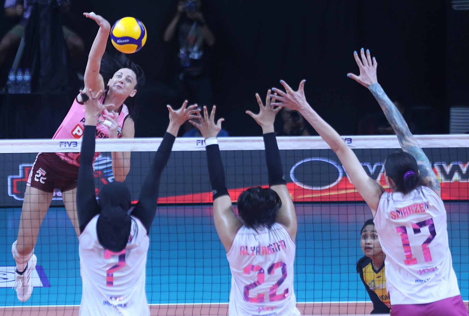 Gresik Phonska Plus Selangkah Menuju Grand Final