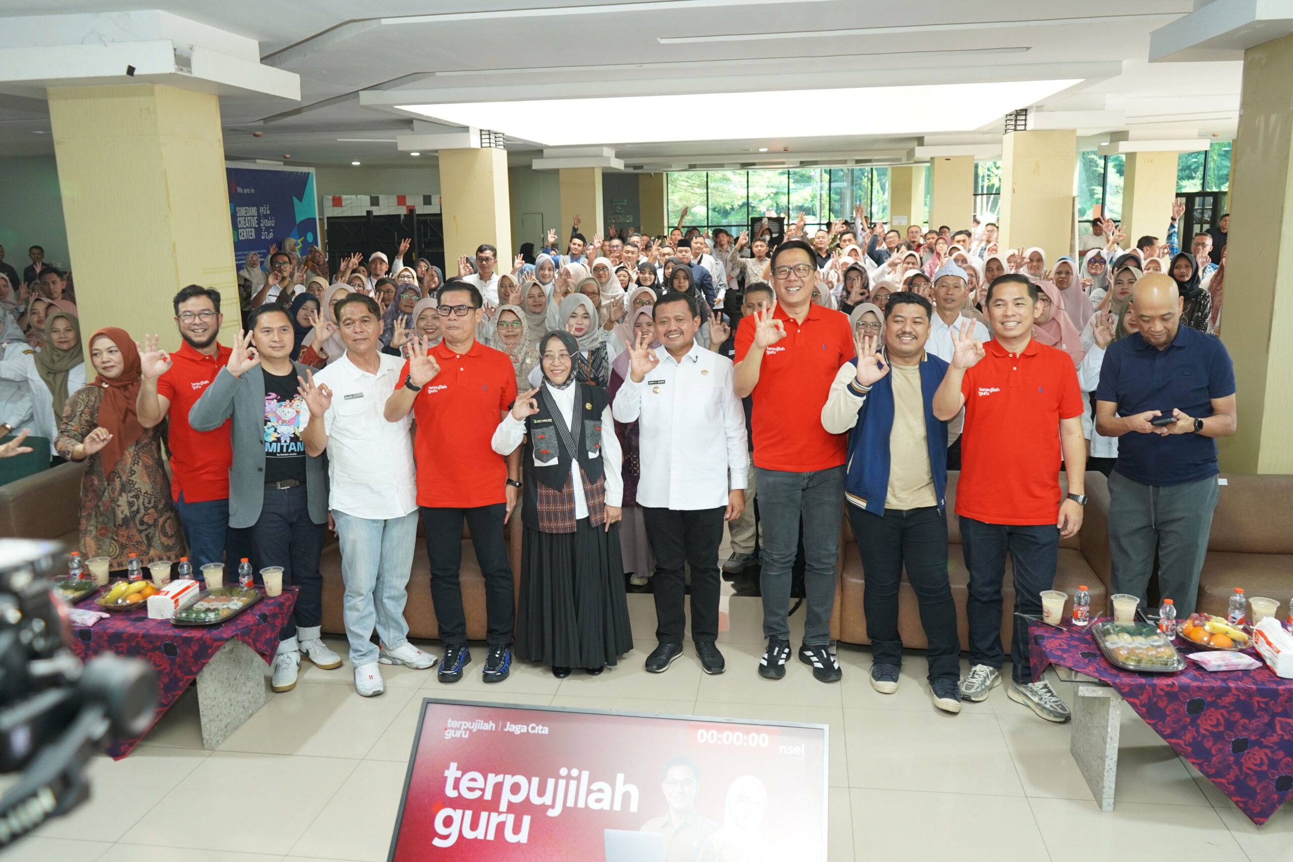 Program Terpujilah GURU dari  Sumedang Dirilis Telkomsel