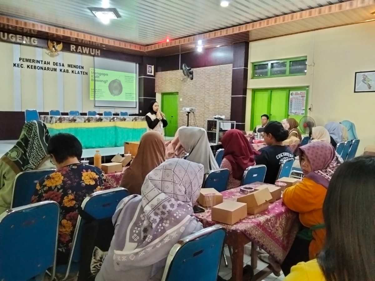 Mahasiswa UNY Ubah Kulit Bawang Jadi Pupuk Organik