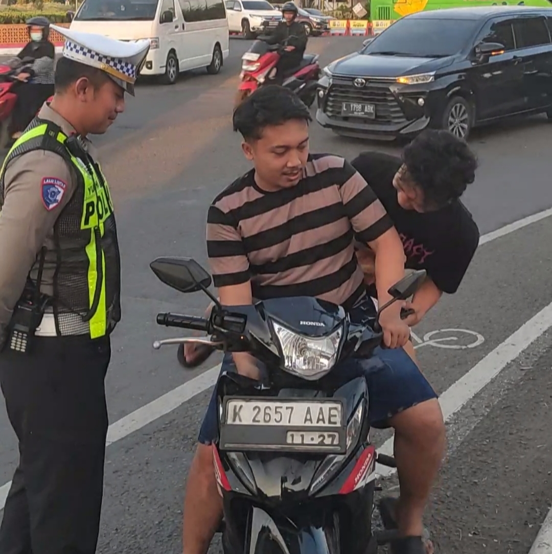 Pelanggaran Helm Dominasi  Tilang ETLE di Polresta Sidoarjo