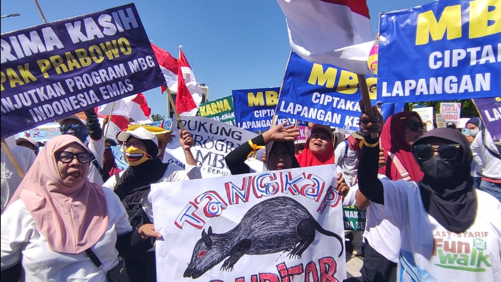 Ribuan Warga Sidoarjo Gelar Aksi Damai, Desak Program MBG Dilanjutkan