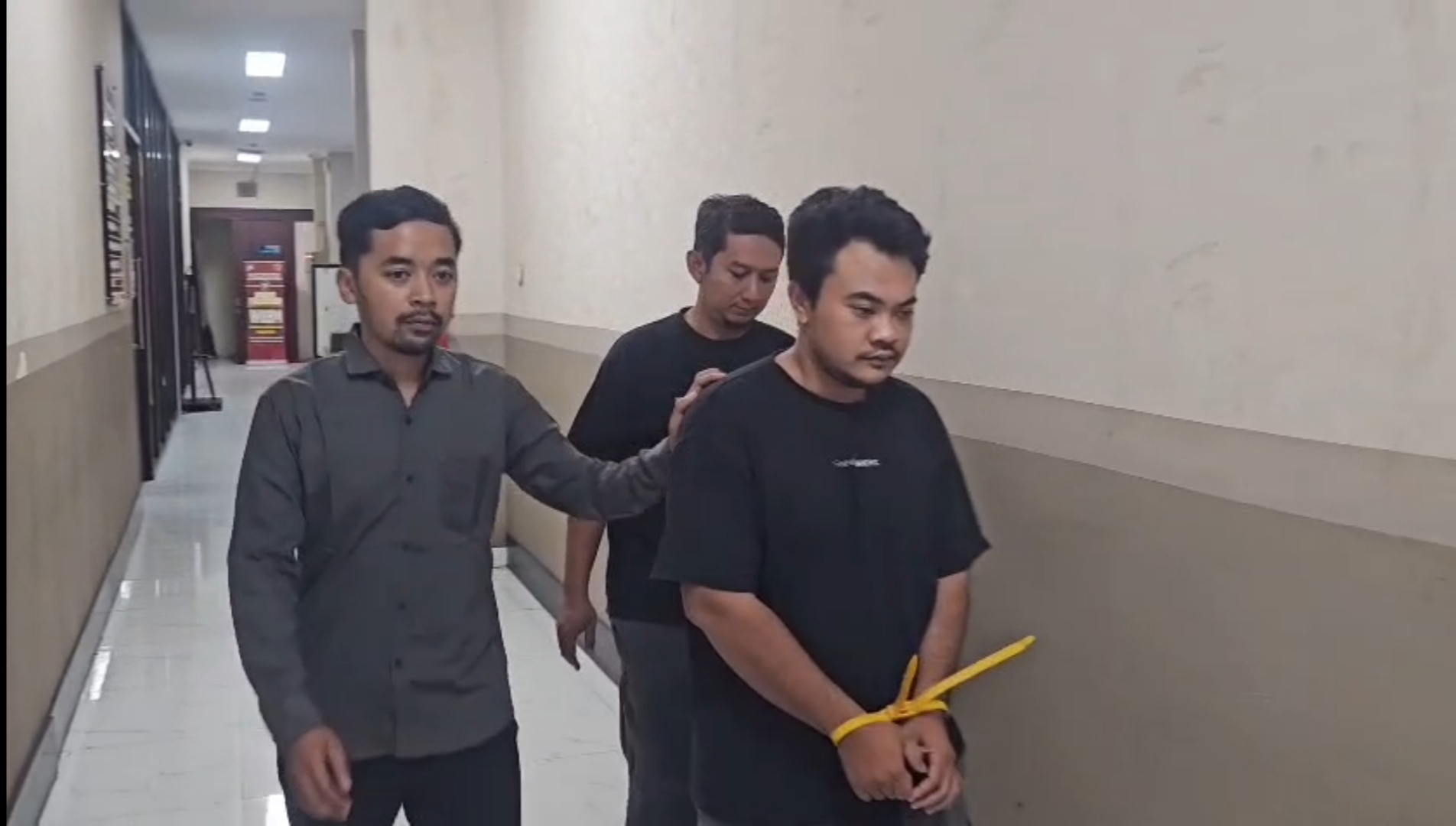 Demi Biaya Lamar Kekasih, Seorang Teknisi Nekat Curi Emas di Kantornya