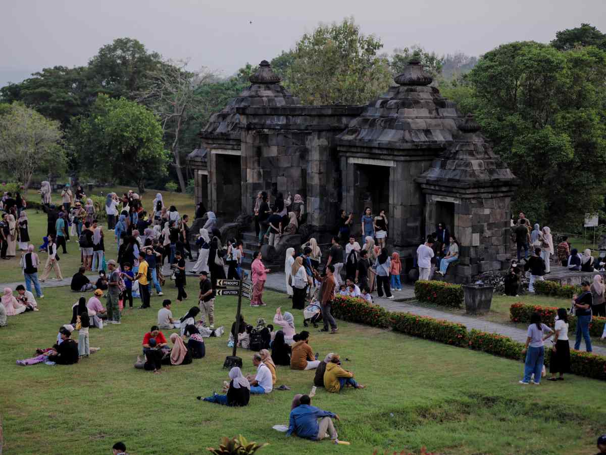 Menikmati Liburan Penuh Makna di Candi Prambanan dan Ratu Boko