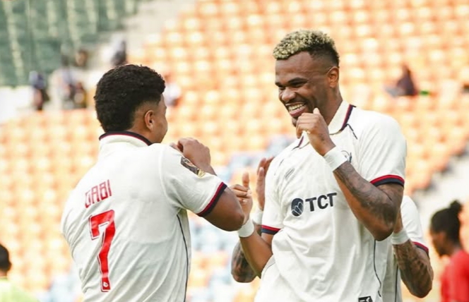 Terkam DPMM FC, Arema Melaju ke Semifinal Piala Presiden