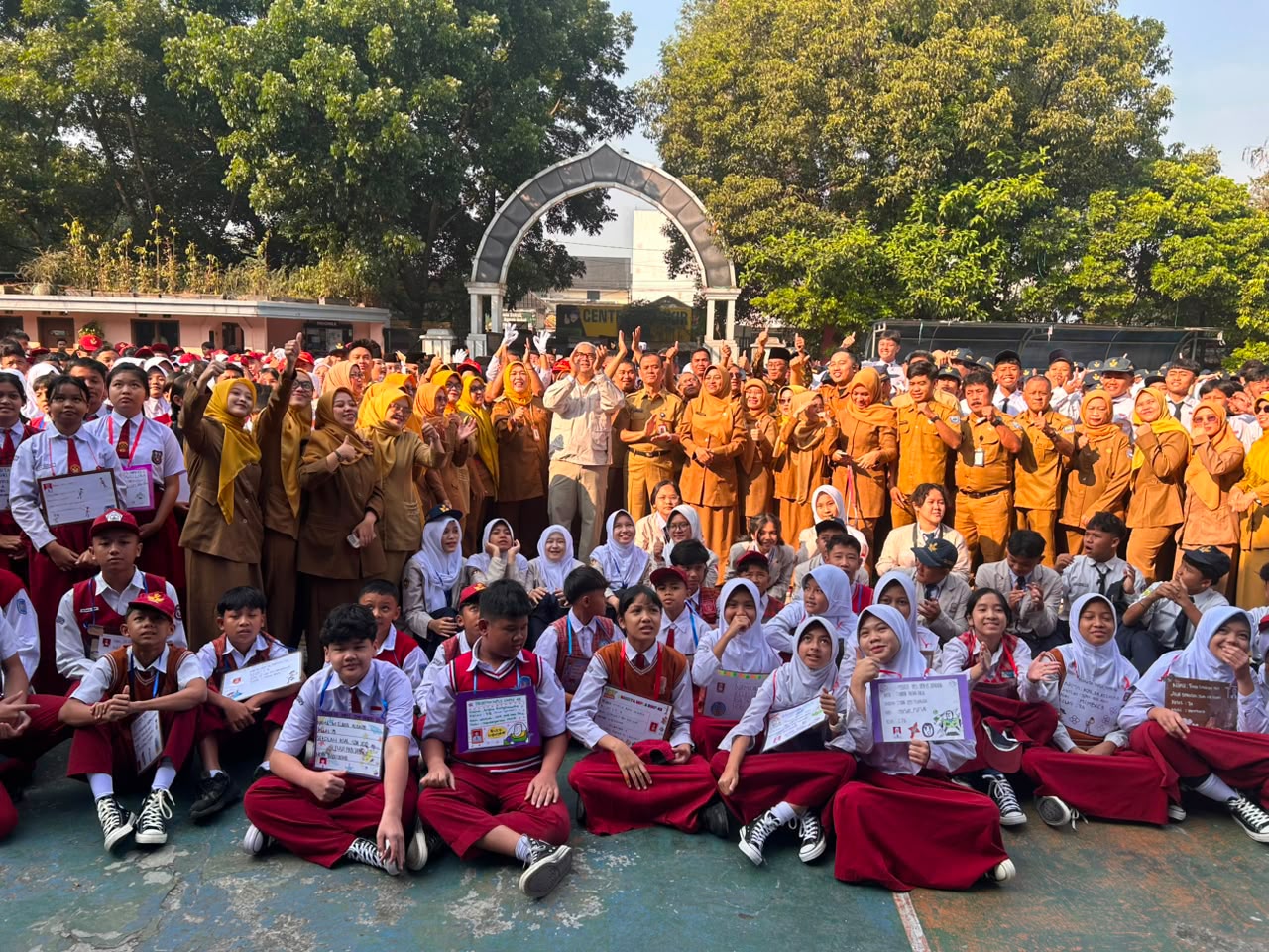Wali Kota Bandung Pastikan Seluruh Anak Dapat Kursi Sekolah