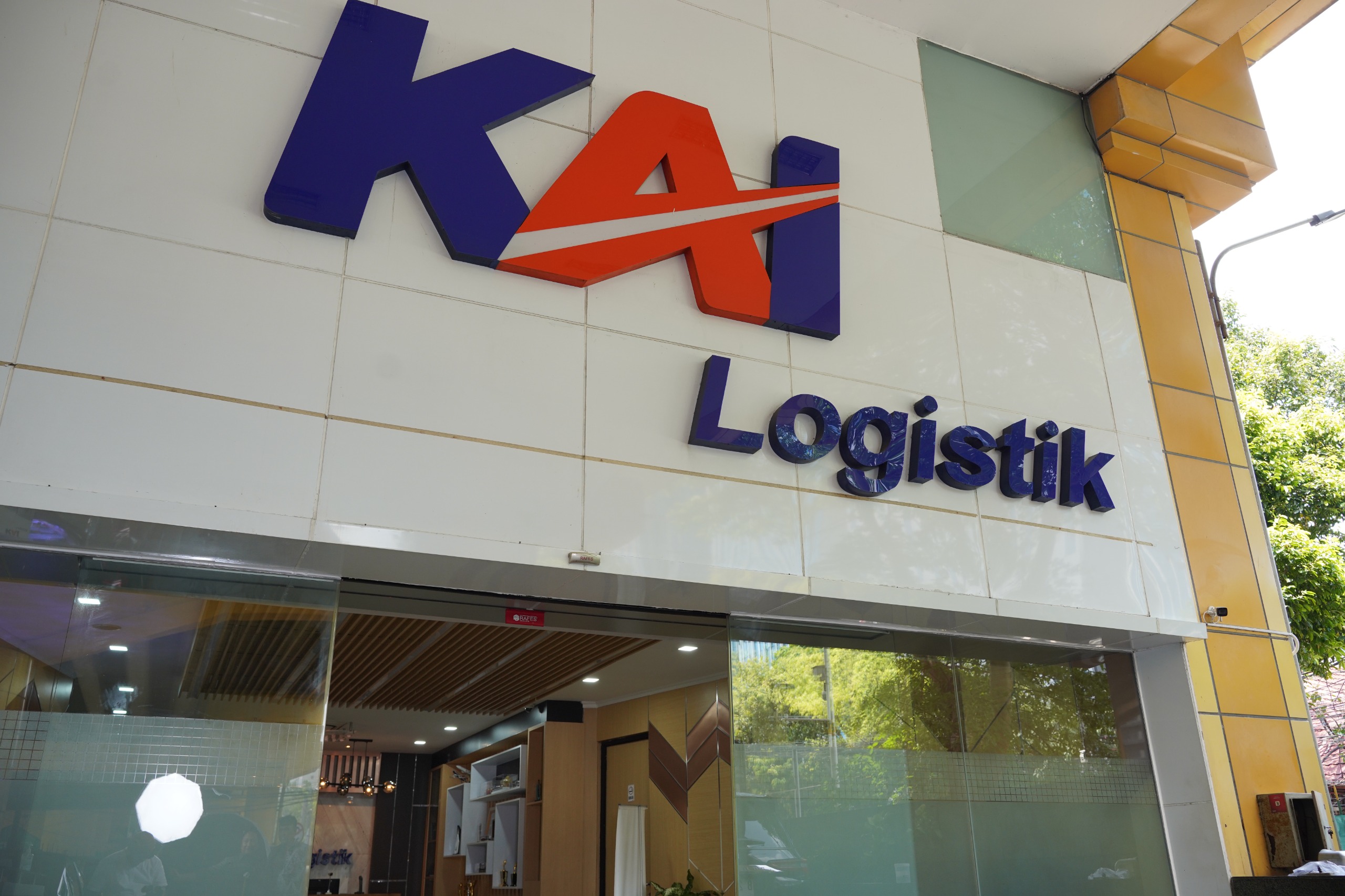Raih Peringkat AA/Stable dan Predikat Sehat, Kalog Perkuat Kepercayaan Pelanggan