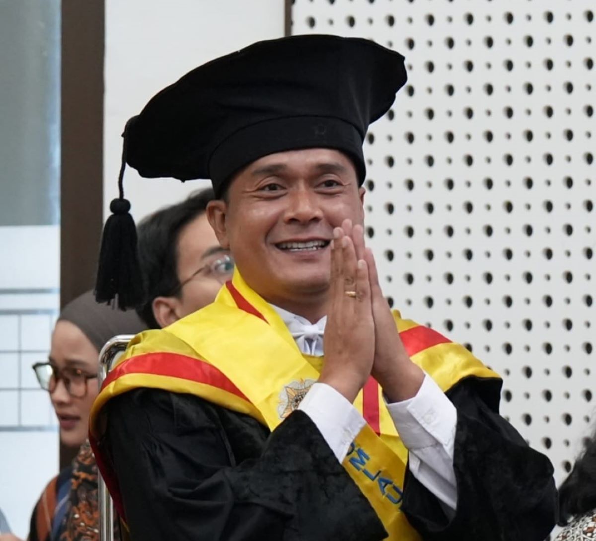 Sempat Galau, Made Sarmita Selesaikan Program Doktor dengan IPK 4.00