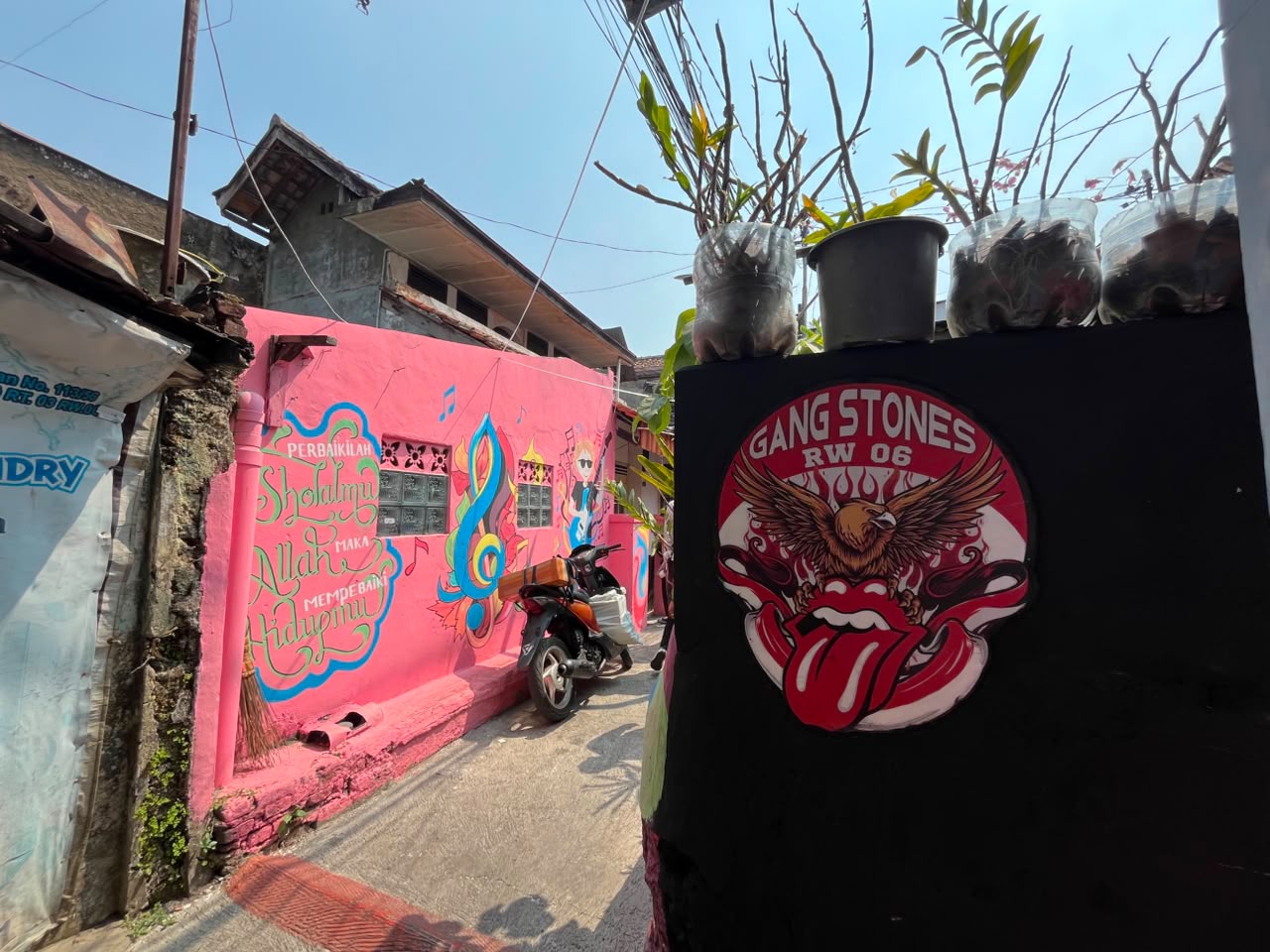 Tradisi Unik Sambut HUT RI di Gang Stones, Kota Bandung 