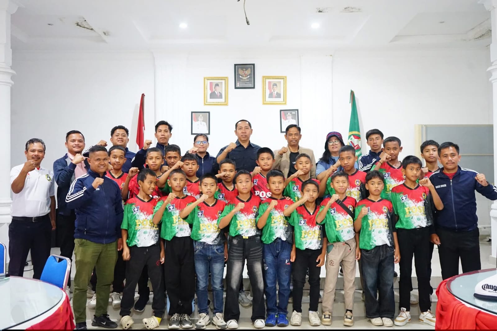 Bupati Taput Lepas 52 Kontingen ke Ajang Piala Soeratin di Sibolga