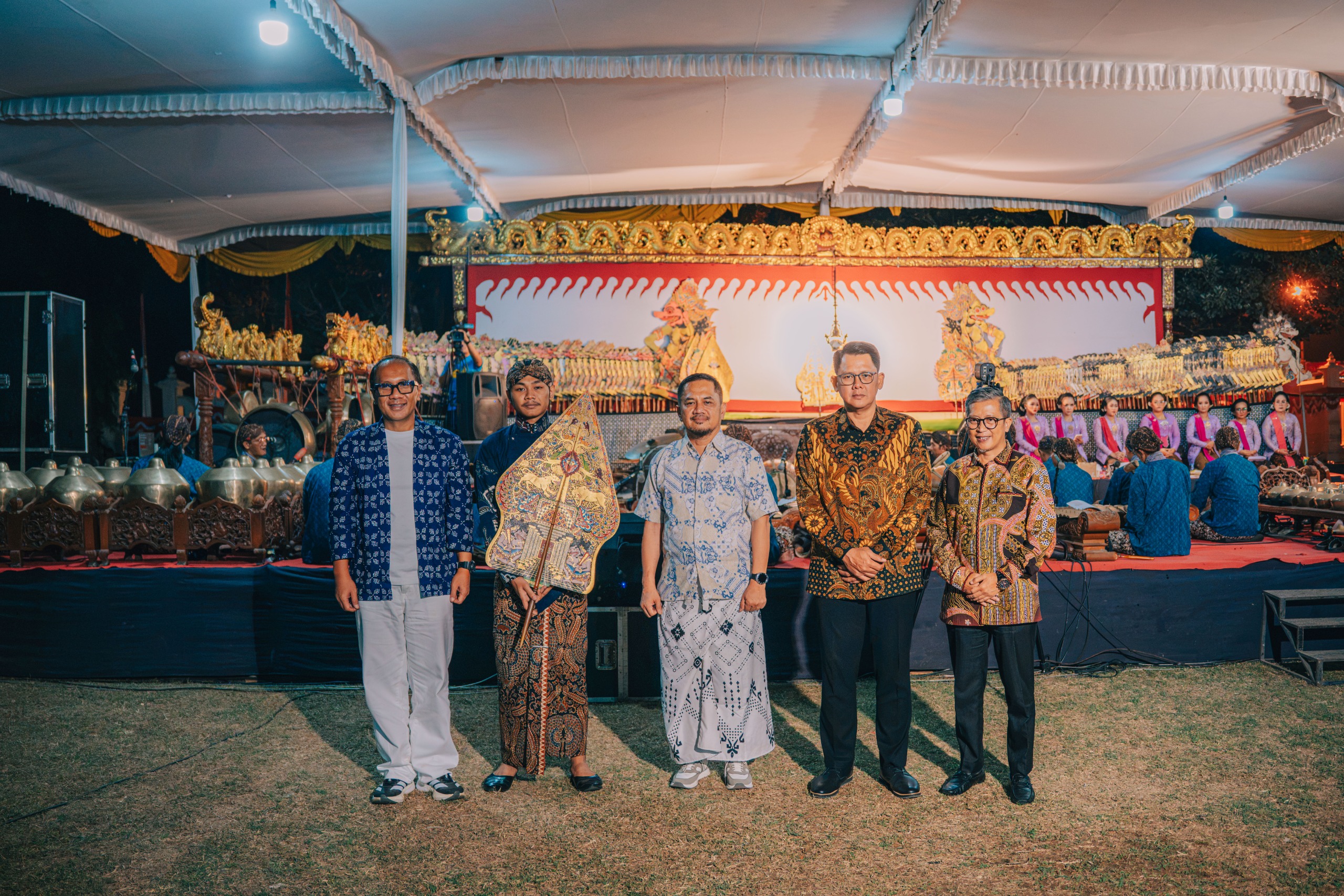 Rayakan HUT ke-81 RI, TWC Gelar Pertunjukan Wayang Kulit