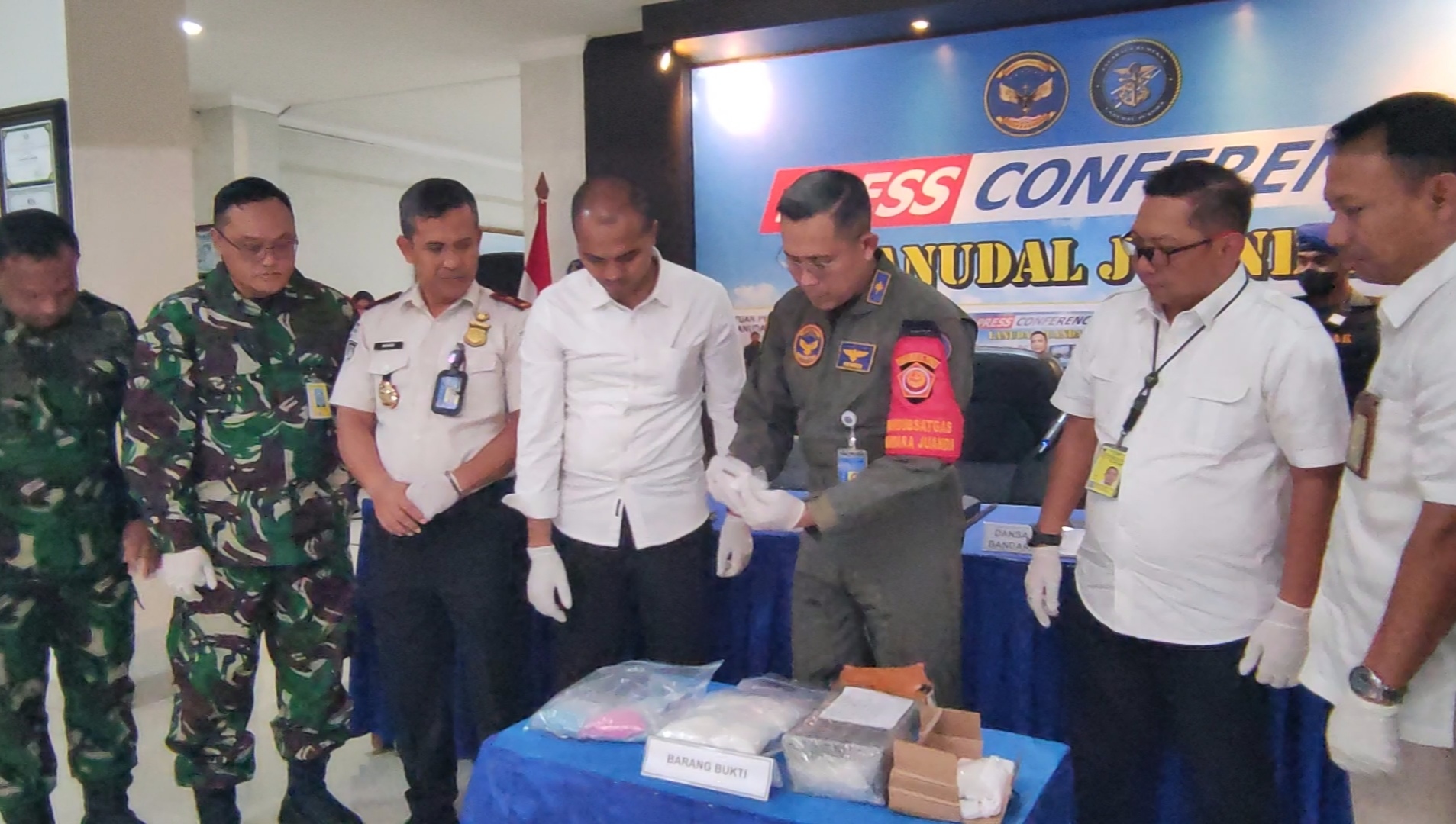 Selundupkan Narkotika di Korset, WN Malaysia Ditangkap Satgaspam Bandara Juanda