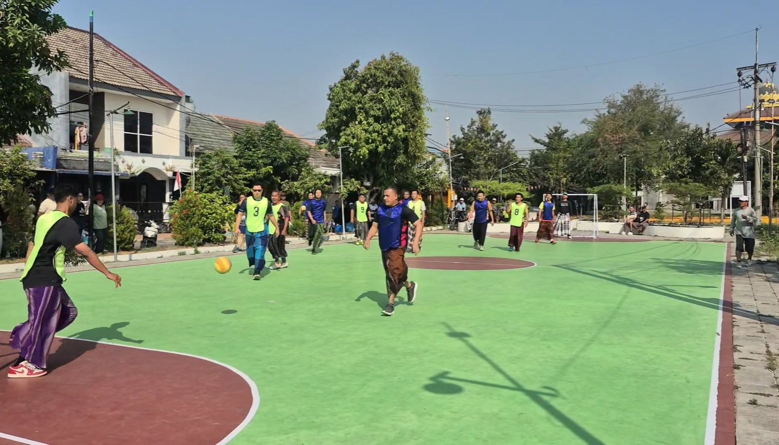 Final Futsal Sarung Akhiri Lomba HUT RI ke 81 di Surya Regency