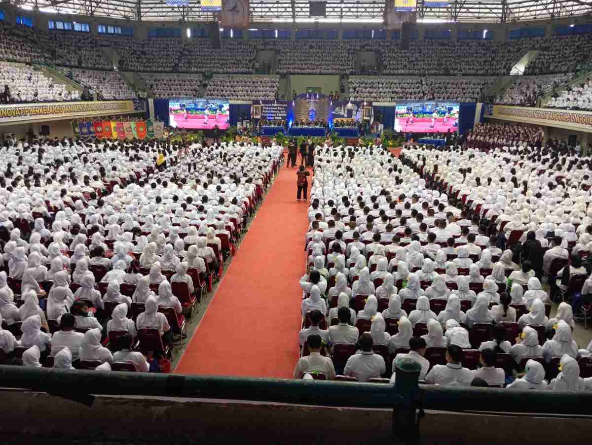 UNY Sambut 18.850 Mahasiswa Baru
