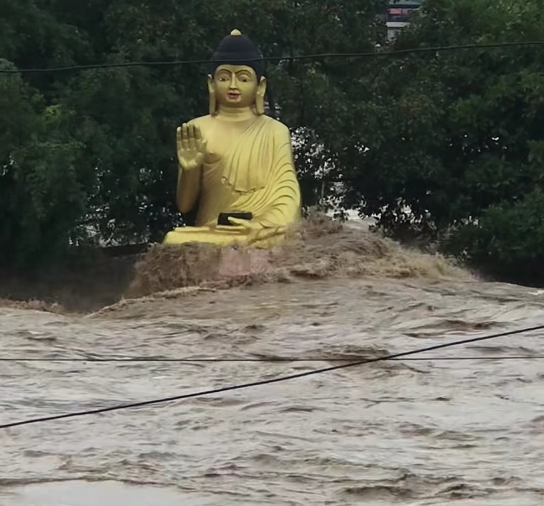 Ratusan Orang Tewas saat Banjir Bandang di Nepal